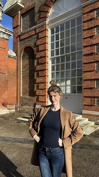 Full leaked Mira  page private onlyfans photo