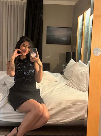 Full leaked Mira ephey riad private onlyfans photo