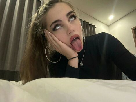 Full leaked Mira levels private onlyfans photo