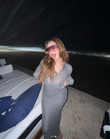 Full leaked Mira syafira private onlyfans photo