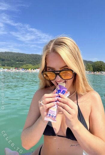 Full leaked Miras space private onlyfans photo