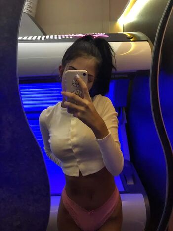 Full leaked Mirastoorm private onlyfans photo