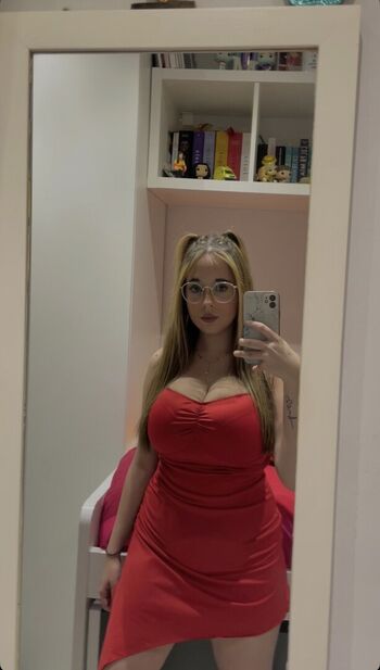 Full leaked Mireiamerino private onlyfans photo