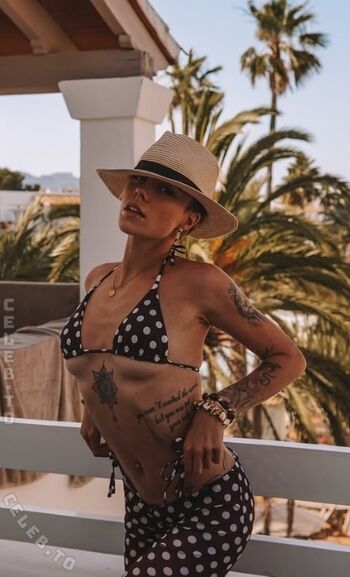Full leaked Miri be private onlyfans photo