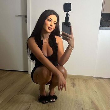 Full leaked Miriamyva private onlyfans photo