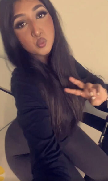 Full leaked Miss viv private onlyfans photo