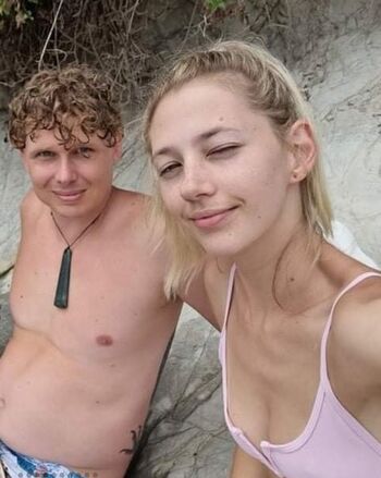 Full leaked Missalice page private onlyfans photo