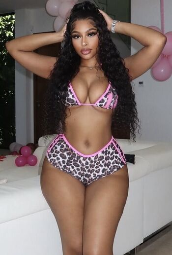 Full leaked Missesforeignn private onlyfans photo