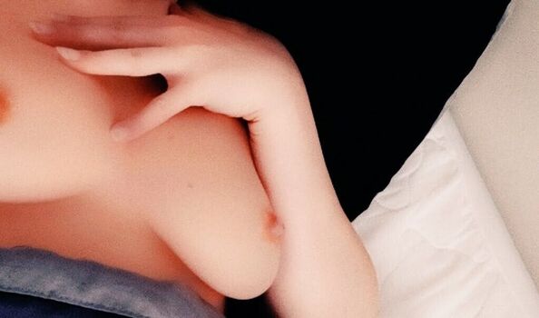 Full leaked Missfaves private onlyfans photo