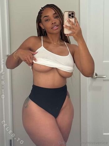 Full leaked Missvenice private onlyfans photo