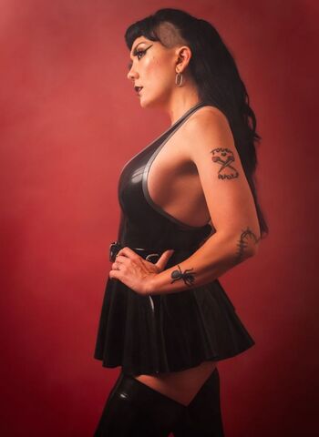 Full leaked Mistress poison private onlyfans photo