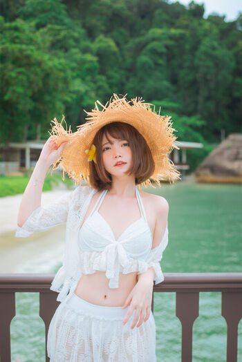 Full leaked Miu cosplayer private onlyfans photo