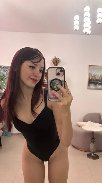 Full leaked Miveilles private onlyfans photo