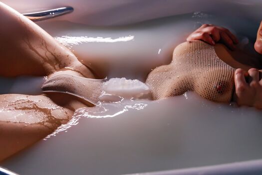 Full leaked Mleonidfotosar private onlyfans photo