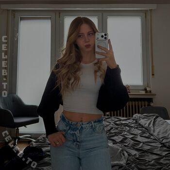 Full leaked Mmelleh private onlyfans photo