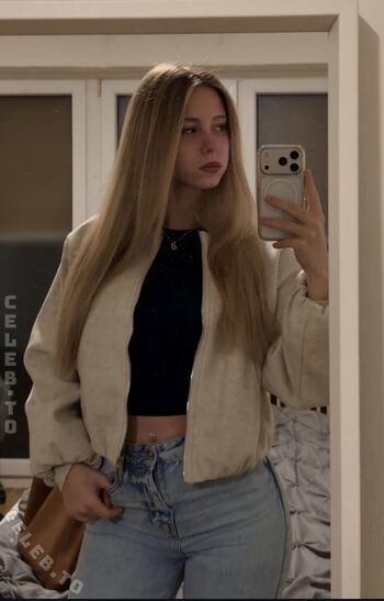 Full leaked Mmelleh private onlyfans photo