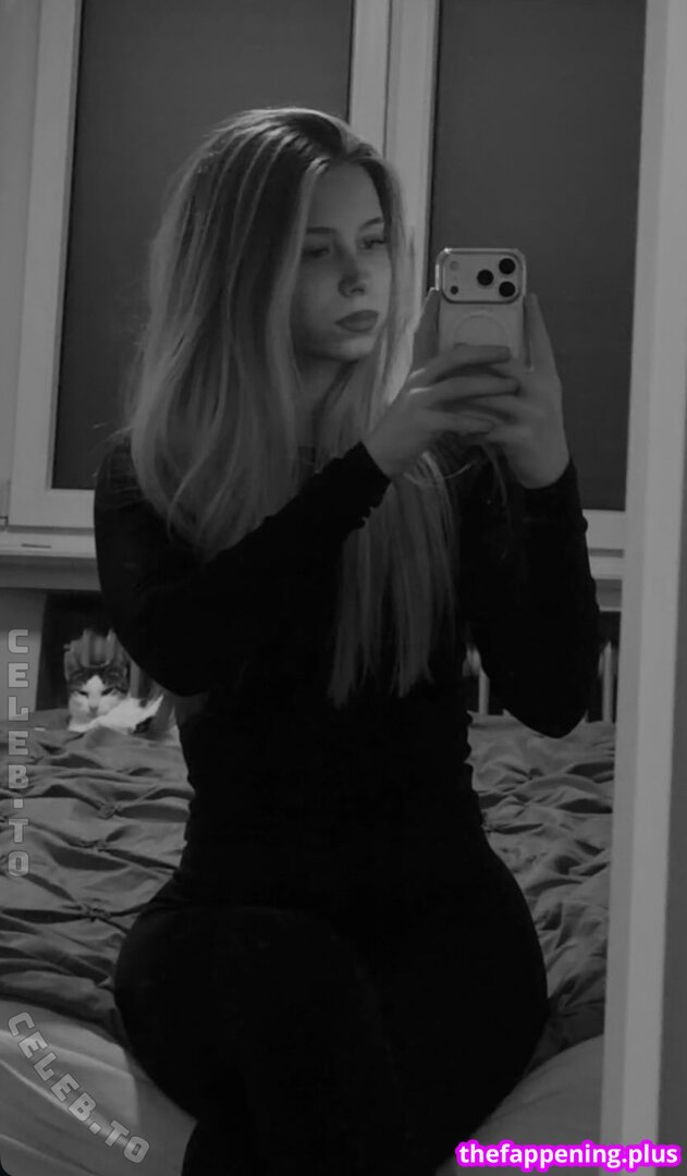 melleeh / mmelleh Nahá OnlyFans fotografie #34