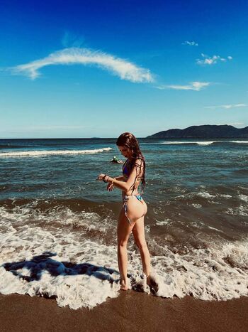 Full leaked Modelo julinha private onlyfans photo