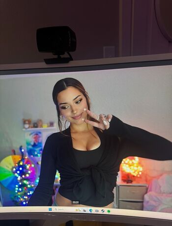 Full leaked Mole private onlyfans photo