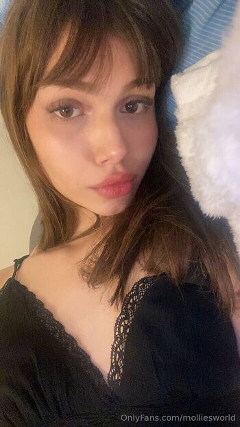 Full leaked Molliesworld private onlyfans photo