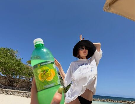 Full leaked Molly gordon private onlyfans photo