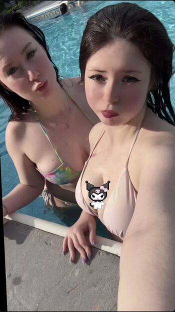 Full leaked Mollymew private onlyfans photo