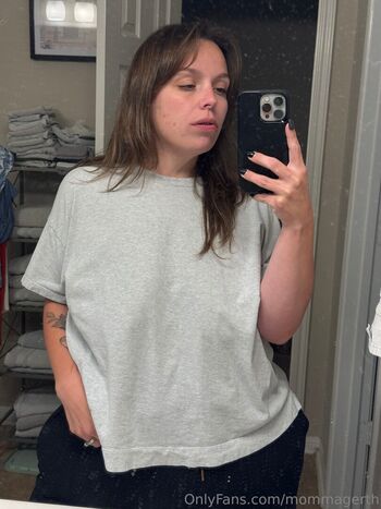 Full leaked Mommagerth page private onlyfans photo