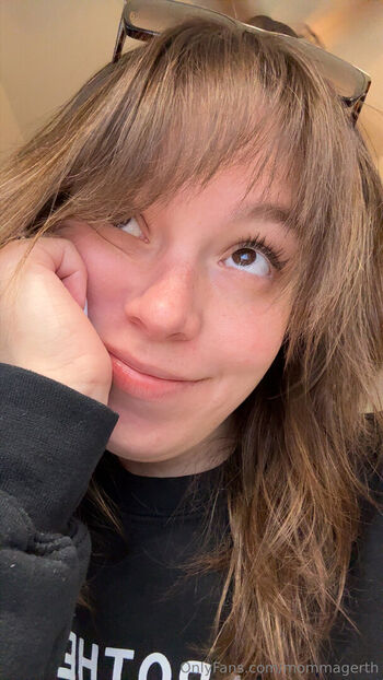 Full leaked Mommagerth page private onlyfans photo