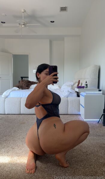 Full leaked Mommagib private onlyfans photo