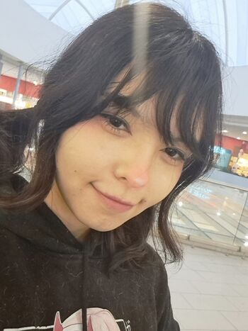 Full leaked Momoiro cosplay page private onlyfans photo