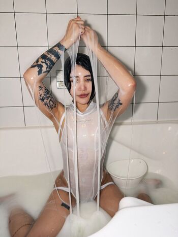 Full leaked Mona enju private onlyfans photo