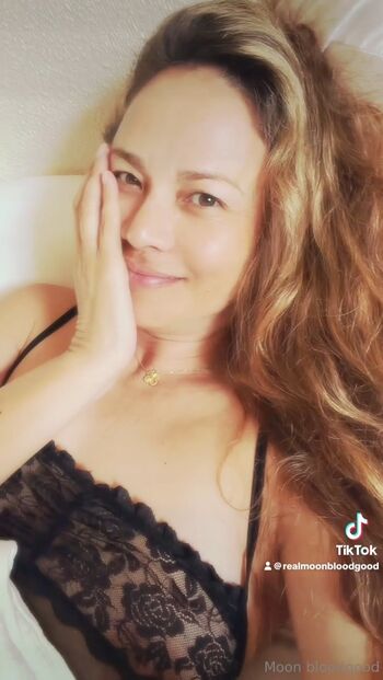 Full leaked Moon bloodgood private onlyfans photo