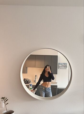 Full leaked Mooneh private onlyfans photo