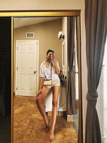 Full leaked Mooneh private onlyfans photo