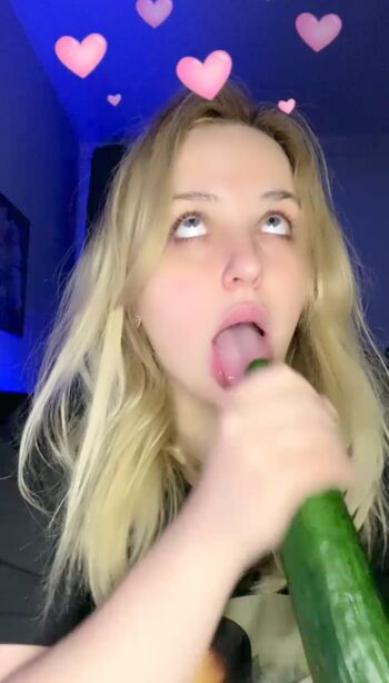 Full leaked Mooyani private onlyfans photo