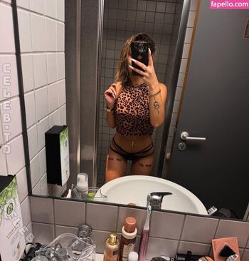 Full leaked Mopsiiiii page private onlyfans photo