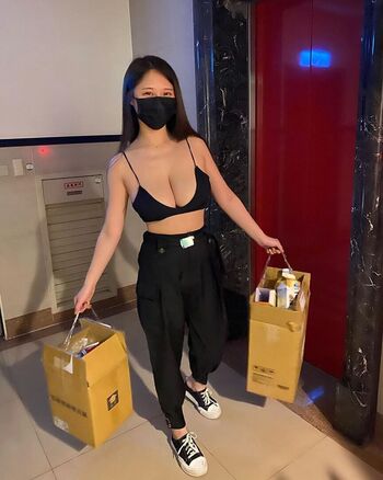 Full leaked Mov page private onlyfans photo