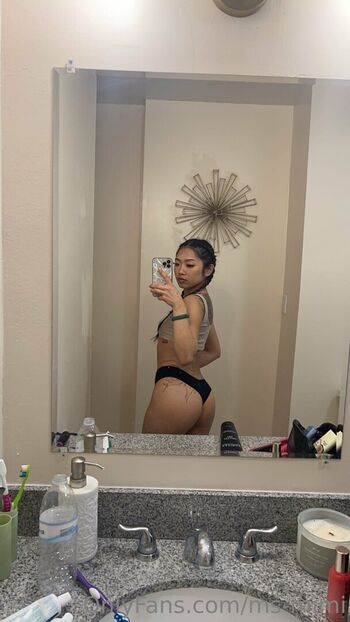 Full leaked Ms mimi private onlyfans photo