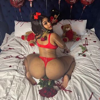 Full leaked Ms whopper private onlyfans photo