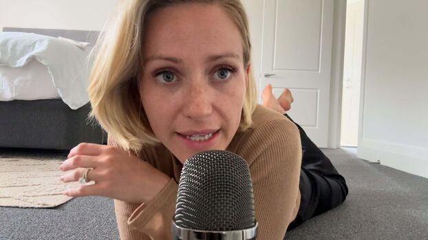 Mumma Mic's ASMR