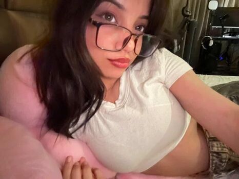 Full leaked Muskan karia private onlyfans photo