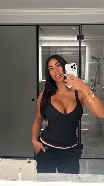 Full leaked Mya mills private onlyfans photo