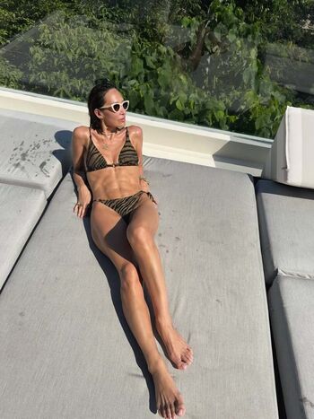 Full leaked Myleene klass page private onlyfans photo