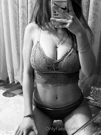 Full leaked Mystkatie private onlyfans photo