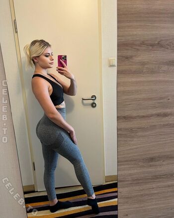 Full leaked Naataalia n private onlyfans photo