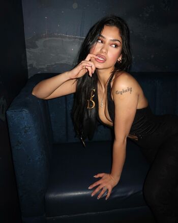 Full leaked Naaz torbati page private onlyfans photo