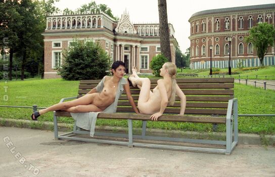 Nackt In Russland