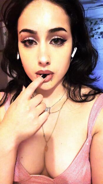 Full leaked Nadiafit bsb private onlyfans photo