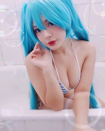 Nana Chan Cosplay