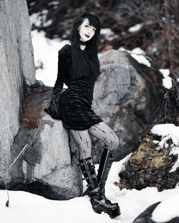 Full leaked Nananightray  page private onlyfans photo